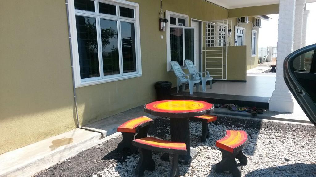 D'Pantai Homestay Kuala Sg. Baru Malacca ภายนอก รูปภาพ